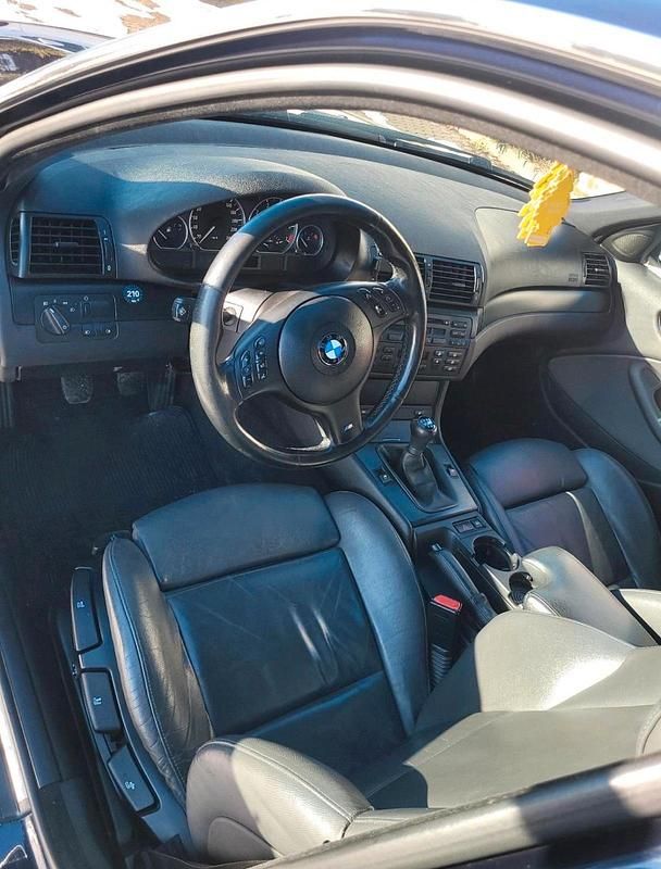 Gebraucht BMW 320 170 PS (125 kW) 2003 Blau Kombi