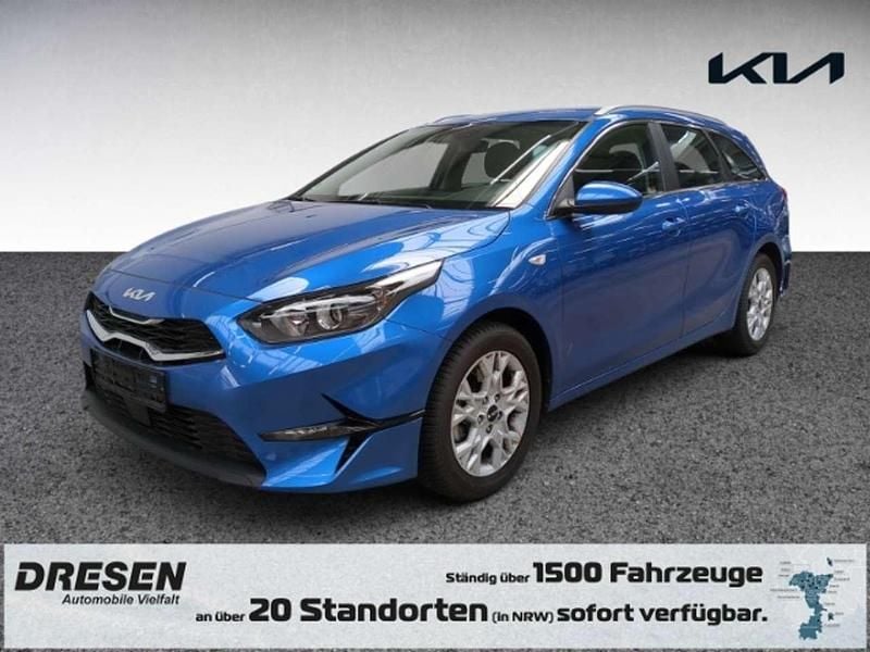 Blau Gebraucht 2024 Kia Ceed Sportswagon Vision Kombi | 22.480 € (Superpreis) - Bild 1/4