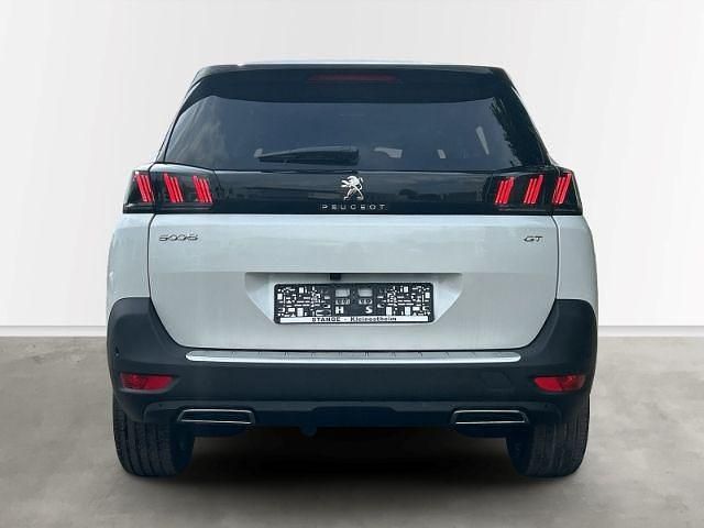 Neu Peugeot 5008 GT 131 PS (96 kW) 2025 Weiss Van / Kleinbus
