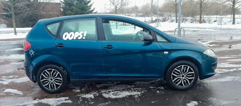 Gebraucht Seat Altea Reference 102 PS (75 kW) 2004 Blau Van / Kleinbus