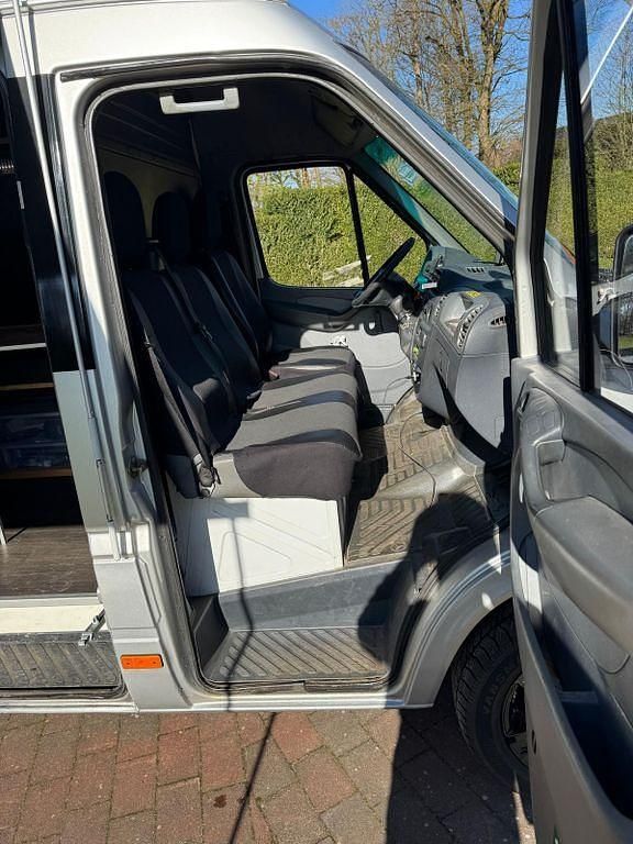 Second-hand Mercedes Sprinter 129 CP (94 kW) 2003 Van