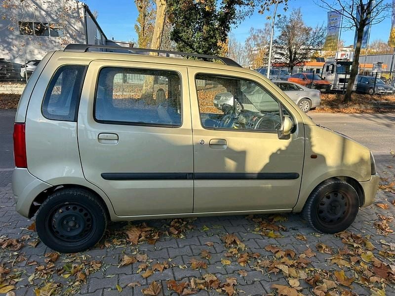 Gebraucht Opel Agila 75 PS (55 kW) 2004 Gold Van / Kleinbus