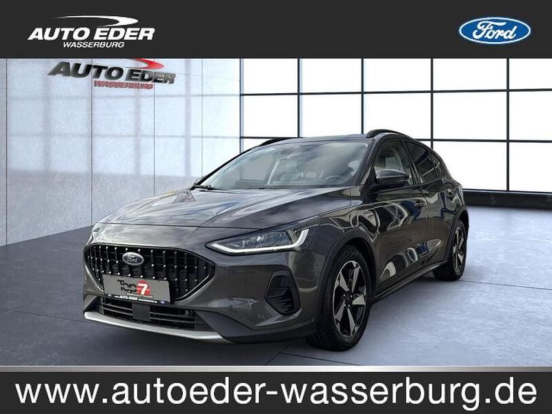 Grau Gebraucht 2022 Ford Focus Active X Limousine | 19.850 € (Etwas zu teuer) - Bild 1/4