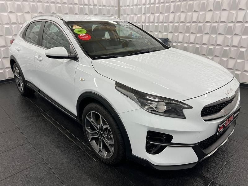 Gebraucht Kia XCeed Vision 120 PS (88 kW) 2022 Weiß SUV