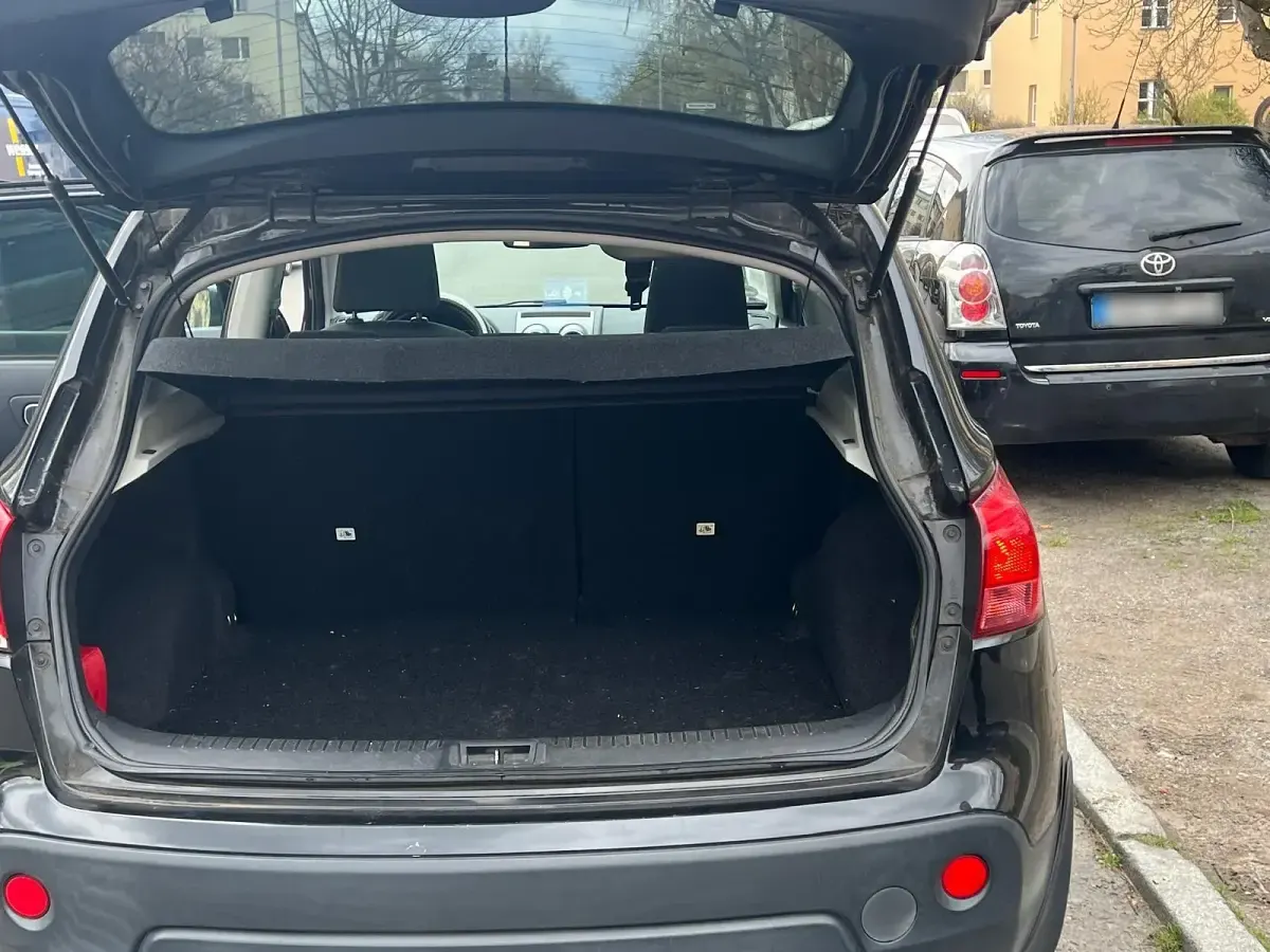 Gebraucht Nissan Qashqai 102 PS (75 kW) 2009 Schwarz SUV