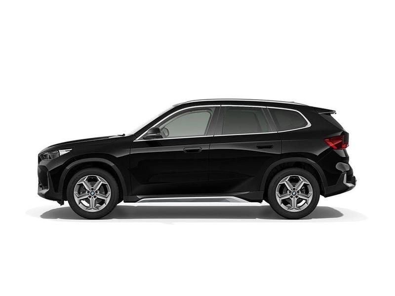 Schwarz Neu 2025 BMW X1 xLine SUV | 45.290 € (Superpreis) - Bild 1/4