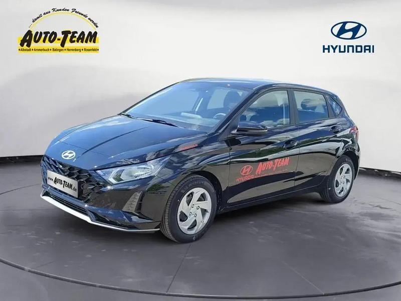 Phantom black mineraleffekt Gebraucht 2025 Hyundai i20 Select Kleinwagen | 20.990 € (Fairer Preis) - Bild 1/1