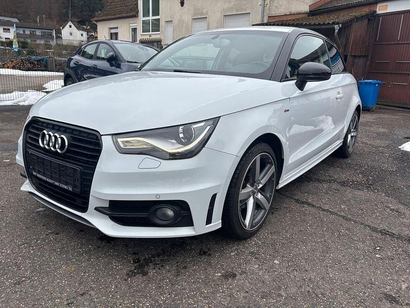Gebraucht Audi A1 Attraction 90 PS (66 kW) 2014 Weiß Kleinwagen