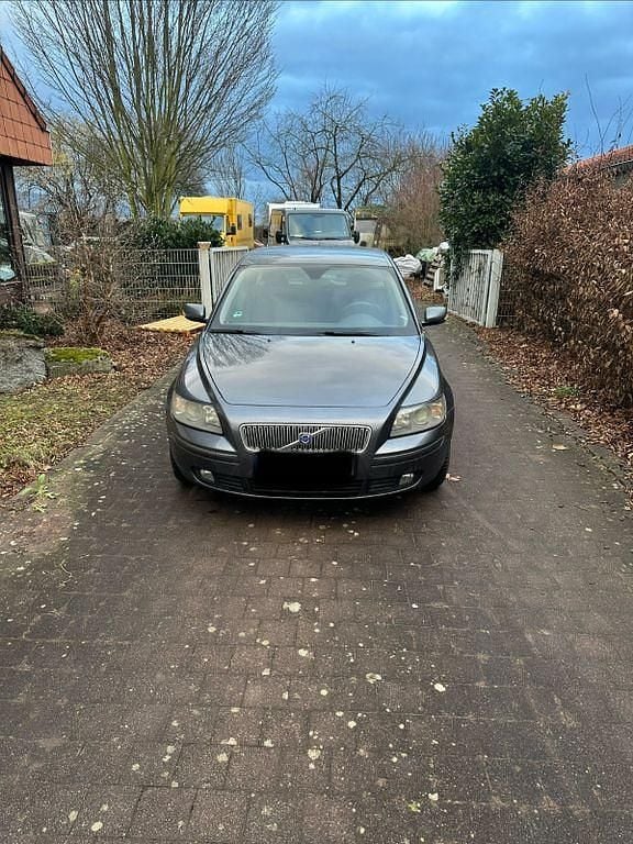 Grau Gebraucht 2007 Volvo V50 Kombi | 1.999 € (Superpreis) - Bild 1/4