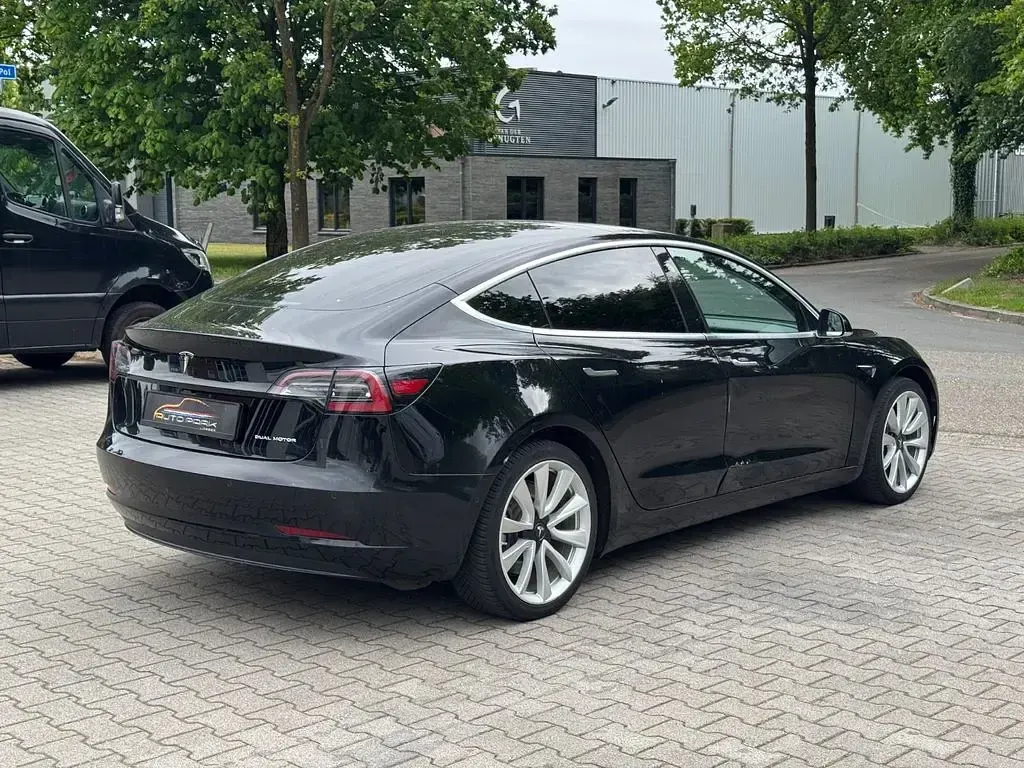Occasion Tesla Model 3 258 kW (351 ch) 2019 Noir Berline