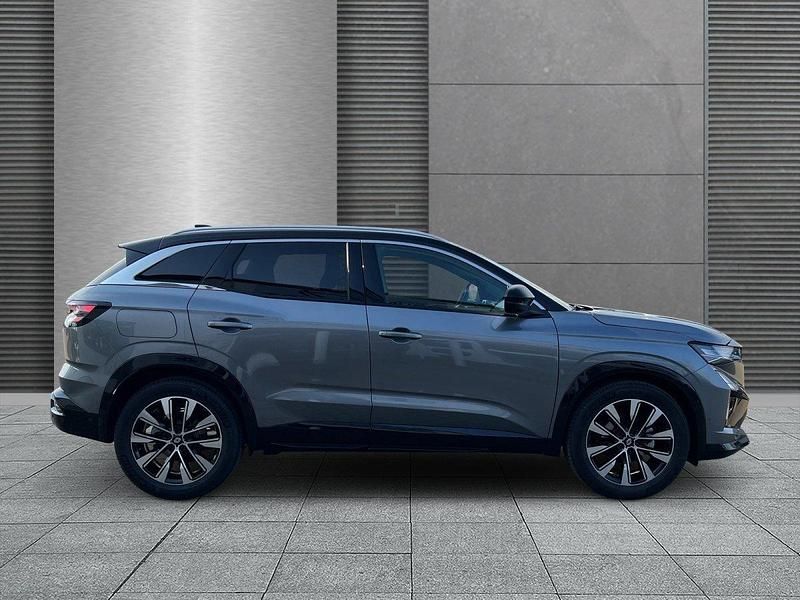 Gebraucht Renault Austral Techno 158 PS (116 kW) 2025 Dolomitgrau + blackpearlschwa SUV