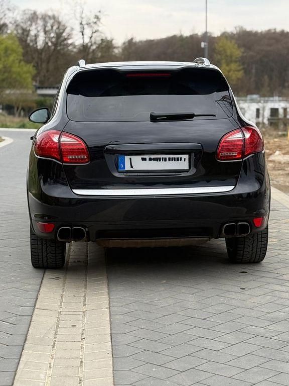 Gebraucht Porsche Cayenne 245 PS (180 kW) 2011 Schwarz SUV