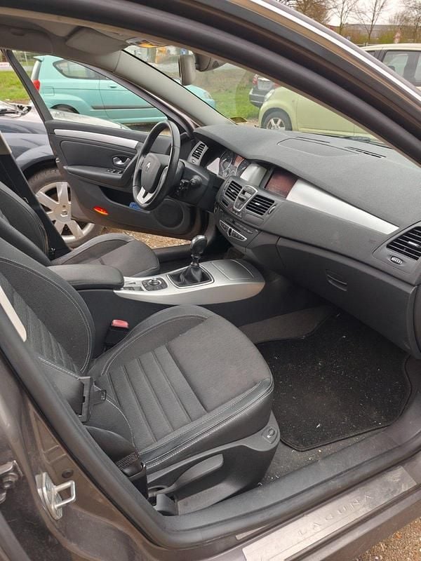 Gebraucht Renault Laguna III 150 PS (110 kW) 2007 Violet Limousine