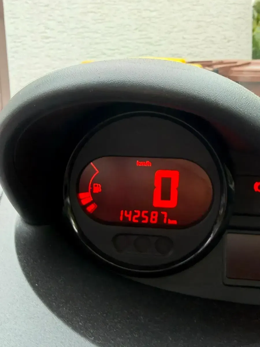 Gebraucht Renault Twingo 75 PS (55 kW) 2008 Weiß Kleinwagen