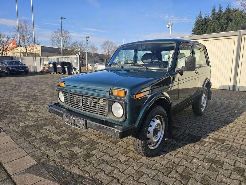 Gebraucht Lada niva 82 PS (60 kW) 2006 Grün SUV