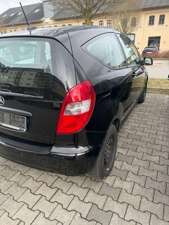 Gebraucht Mercedes A160 82 PS (60 kW) 2009 Schwarz Limousine
