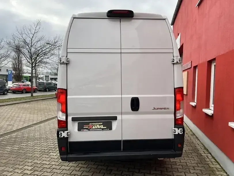 Gebraucht Citroën Jumper 140 PS (102 kW) 2022 Eisweiß Van / Kleinbus