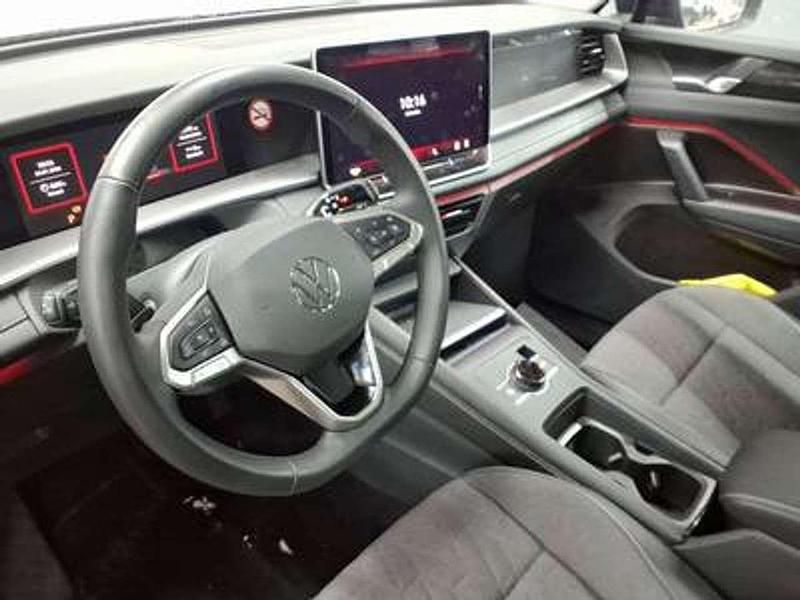 Gebraucht VW Tayron Life 150 PS (110 kW) 2025 Ultra violet metallic SUV