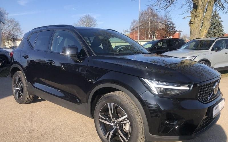 Gebraucht Volvo XC40 Plus 197 PS (144 kW) 2024 Schwarz SUV