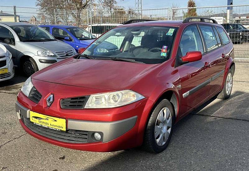 Rot Gebraucht 2006 Renault Mégane GrandTour Dynamique Kombi | 1.190 € (Guter Preis) - Bild 1/4
