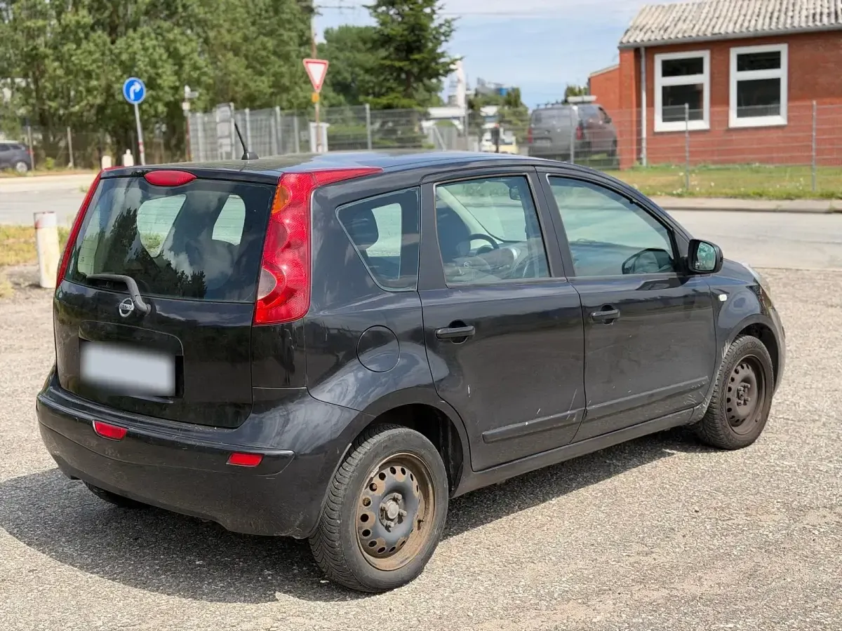 Gebraucht Nissan Note 88 PS (64 kW) 2008 Schwarz Kleinwagen