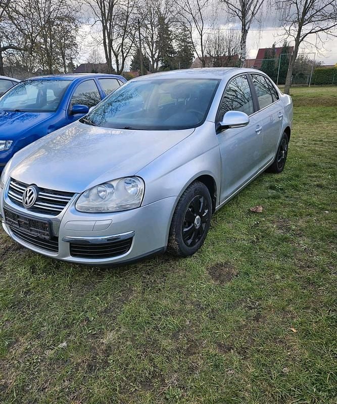 Gebraucht VW Jetta 102 PS (75 kW) 2006 Limousine