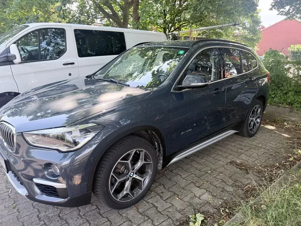 Gebraucht BMW X1 Sport Line 192 PS (141 kW) 2017 Grau SUV