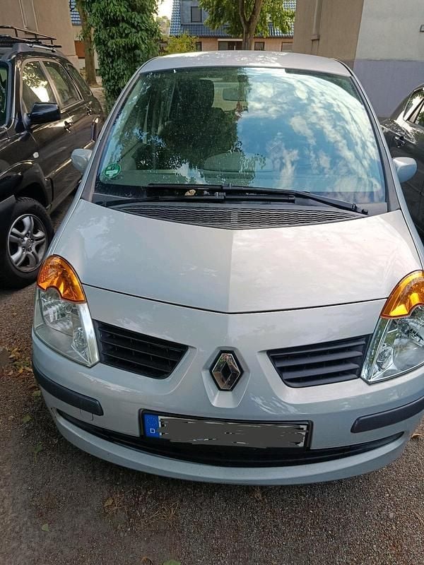 Grau Gebraucht 2006 Renault Modus Van / Kleinbus | 1.000 € (Fairer Preis) - Bild 1/4