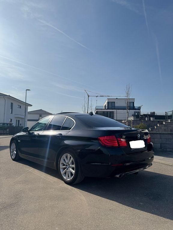 Gebraucht BMW 525 204 PS (150 kW) 2010 Schwarz Limousine
