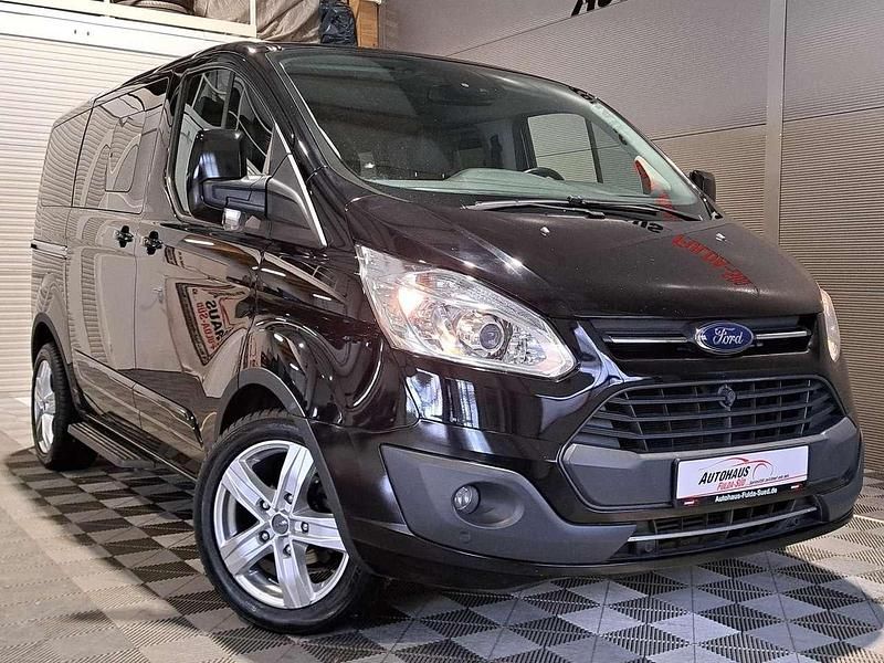 Gebraucht Ford Tourneo Titanium 170 PS (125 kW) 2018 Schwarz Van / Kleinbus