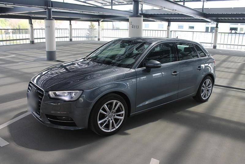 Gebraucht Audi A3 150 PS (110 kW) 2016 Grau Limousine