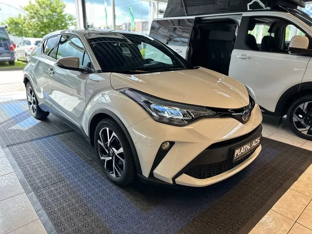Gebraucht Toyota C-HR Team 152 PS (111 kW) 2021 Weiß SUV