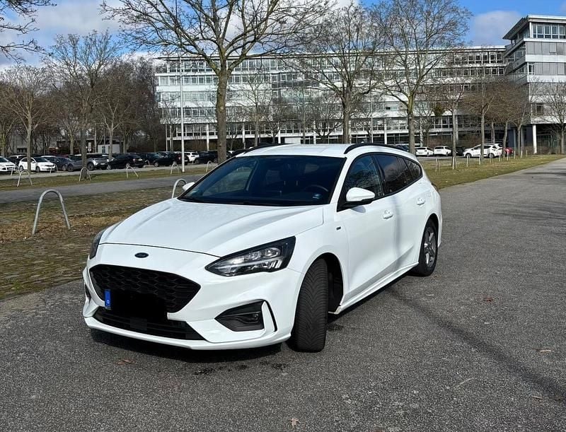 Gebraucht Ford Focus ST-Line 150 PS (110 kW) 2019 Weiß Limousine