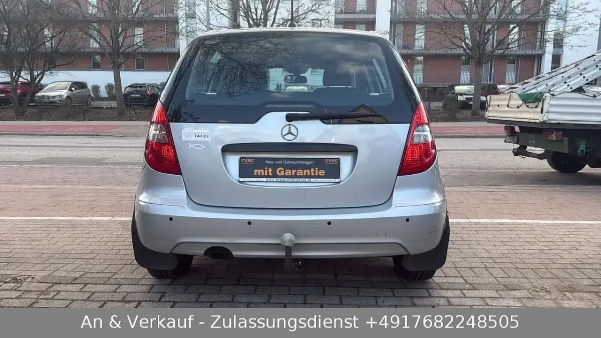 Gebraucht Mercedes A180 109 PS (80 kW) 2010 Other Limousine