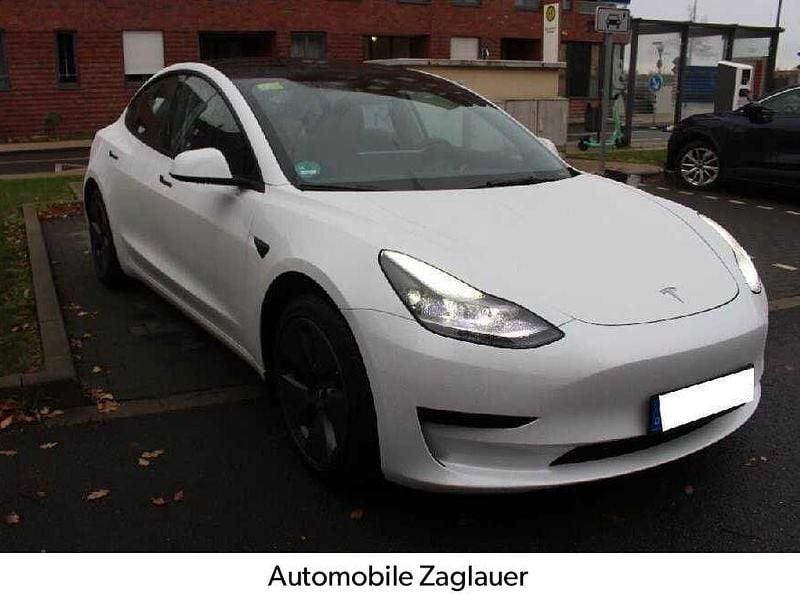Gebraucht Tesla Model 3 RWD 239 kW (325 PS) 2022 Weiß Limousine