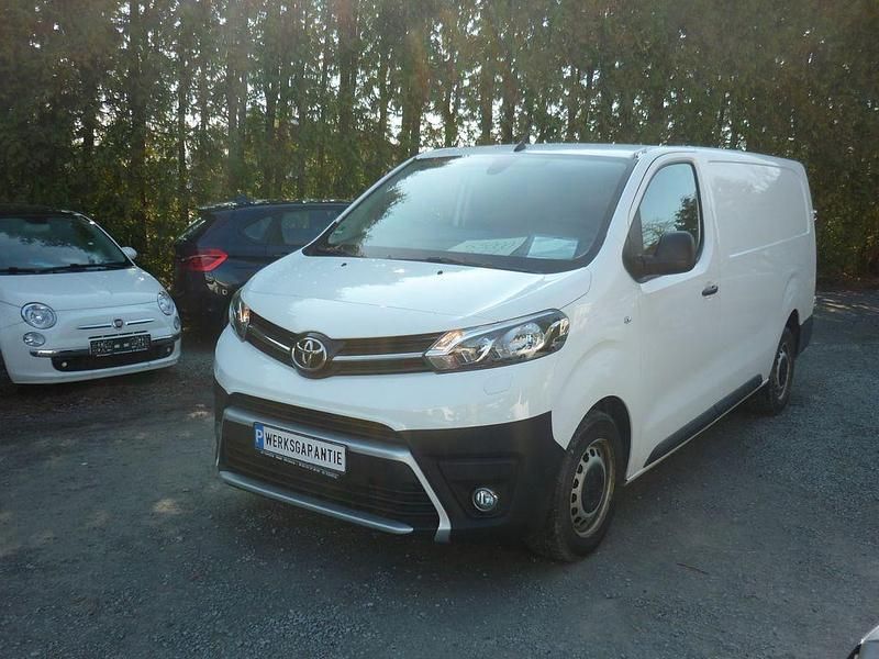 Gebraucht Toyota Proace 122 PS (89 kW) 2021 Weiß Van / Kleinbus