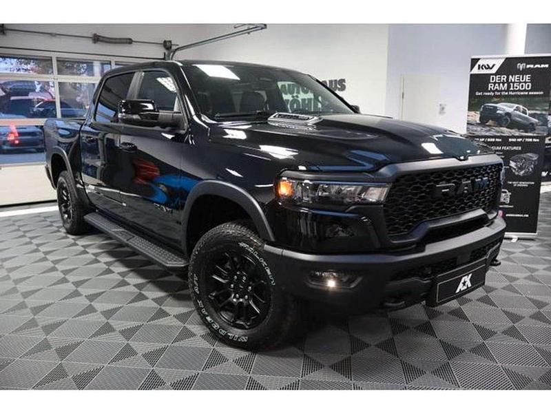 Gebraucht Dodge Ram 420 PS (308 kW) 2024 Schwarz Pickup