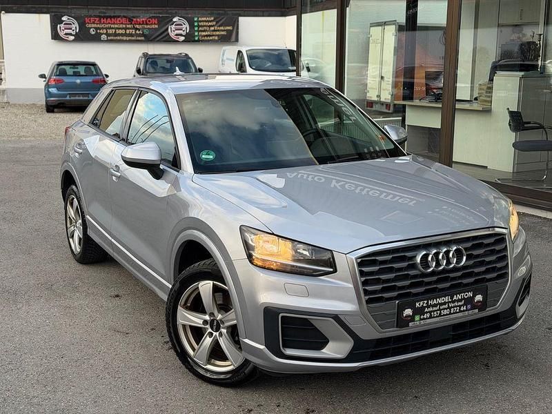 Gebraucht Audi Q2 Sport 116 PS (85 kW) 2017 Silber SUV