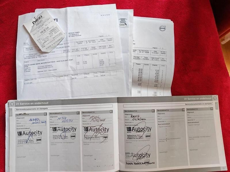 Gebraucht Volvo V60 Summum 218 PS (160 kW) 2013 Blau Kombi