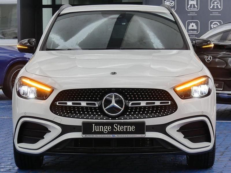 Gebraucht Mercedes GLA180 AMG 136 PS (100 kW) 2025 Unilack polarweiß SUV