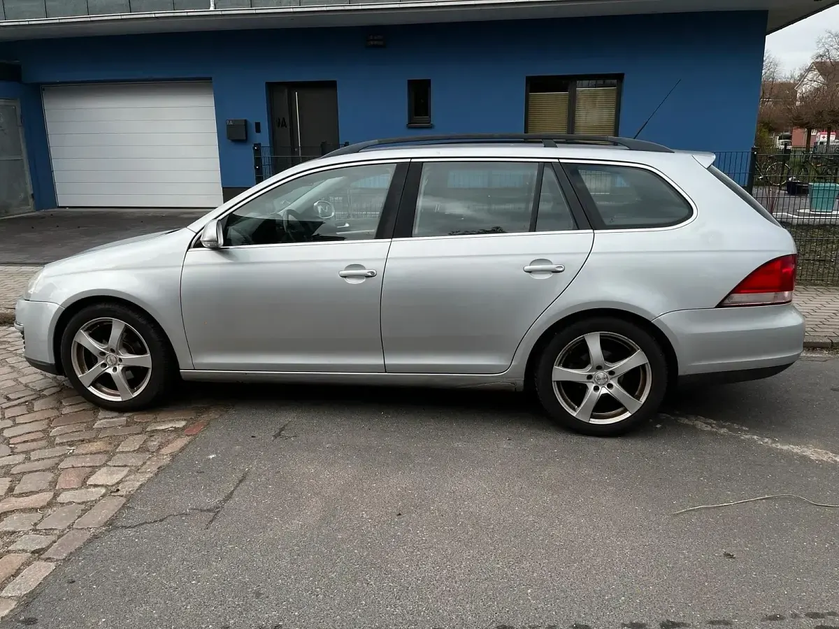 Gebraucht VW Golf VI 105 PS (77 kW) 2008 Kleinwagen