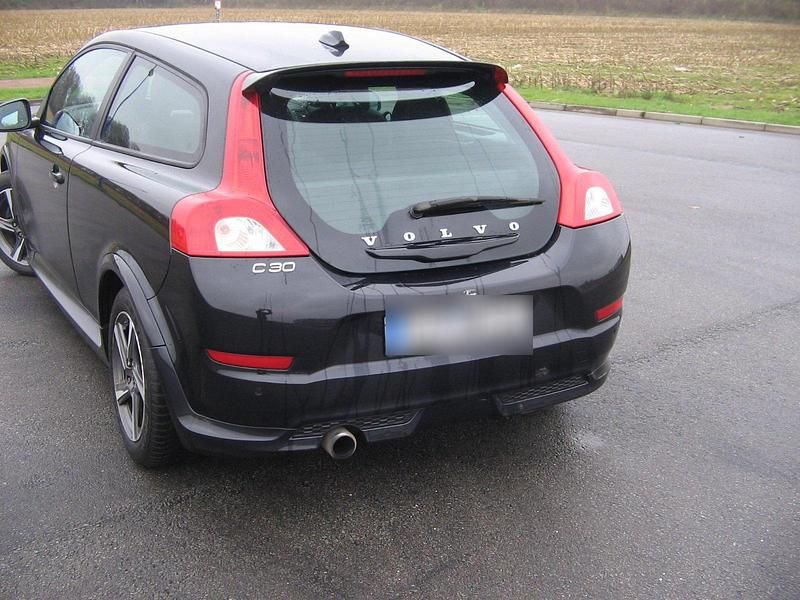Gebraucht Volvo C30 R-Design 116 PS (85 kW) 2011 Schwarz Kleinwagen