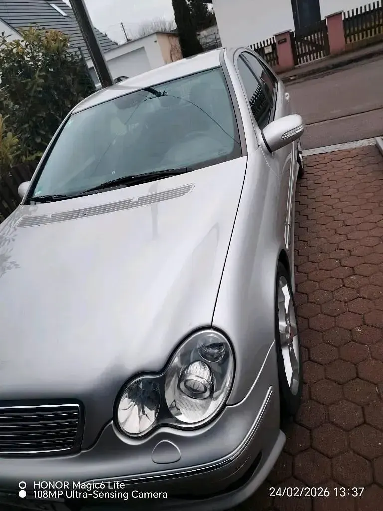 Gebraucht Mercedes C270 170 PS (125 kW) 2003 Silber Limousine