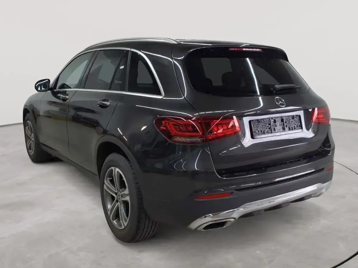 Gebraucht Mercedes GLC220 194 PS (142 kW) 2022 Graphitgrau metallic SUV