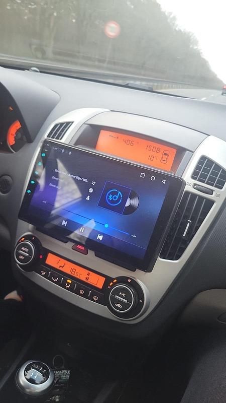 Używany Kia Ceed 109 KM (80 kW) 2008 Szary Hatchback