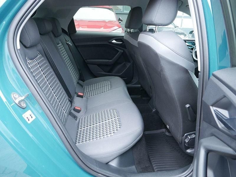 Gebraucht Audi A1 Sportback Advanced 116 PS (85 kW) 2019 Grün Kleinwagen