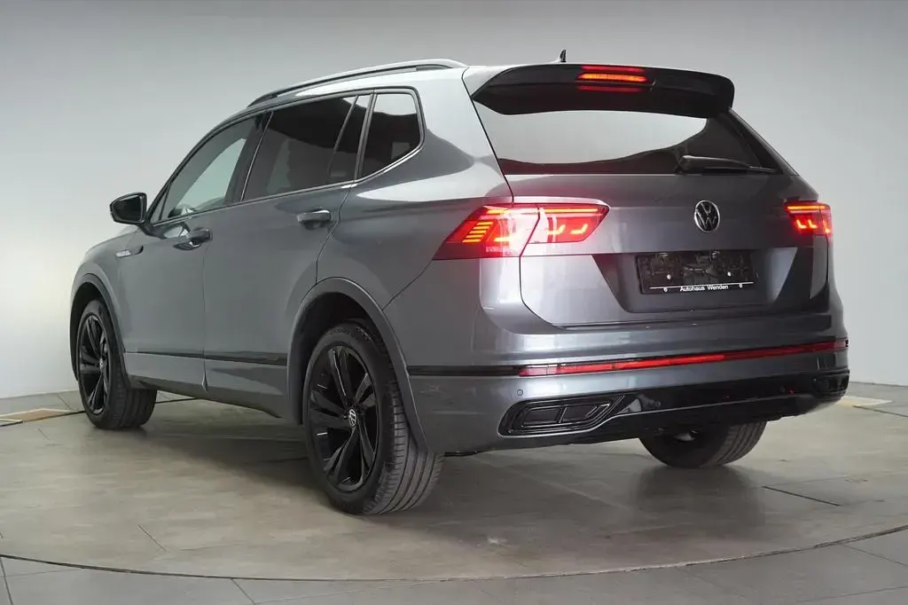 Gebraucht VW Tiguan Allspace R-line 200 PS (147 kW) 2022 Grau SUV