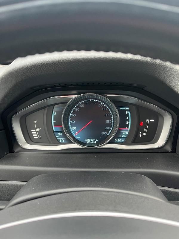 Gebraucht Volvo V70 163 PS (119 kW) 2013 Schwarz Kombi