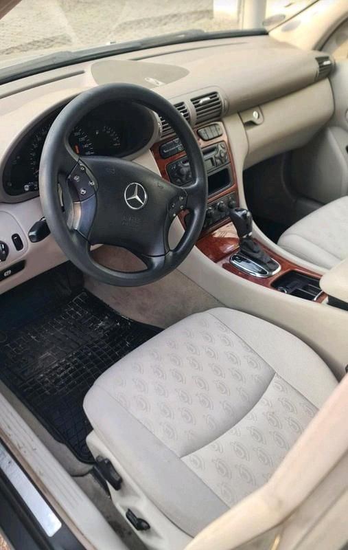 Gebraucht Mercedes C200 163 PS (119 kW) 2003 Kombi