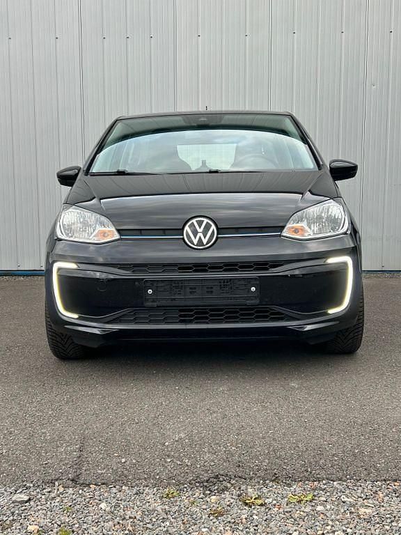 Schwarz Gebraucht 2022 VW e-up! Kleinwagen | 12.890 € (Guter Preis) - Bild 1/4